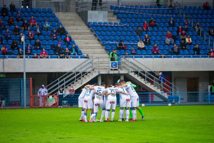 Piast Gliwice - Lech Poznań 0:2. Wygrali w dziesiątkę!...