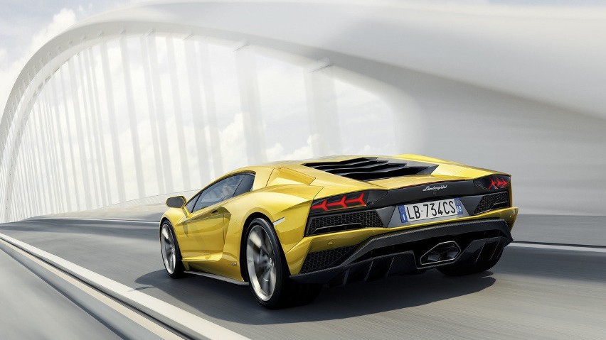 Lamborghini Aventador...