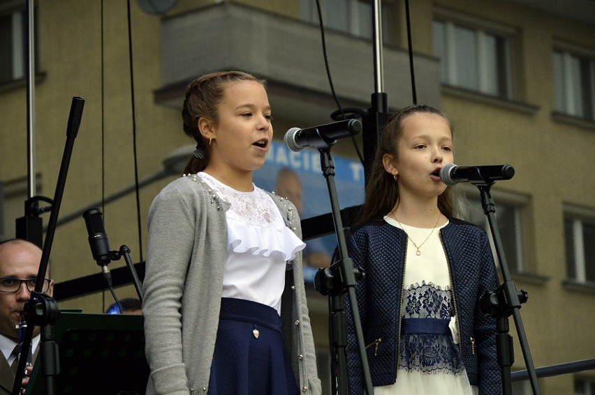 Gorlice. Muzyką i wspomnieniami zaczęliśmy świętować odzyskanie niepodległości [ZDJĘCIA]