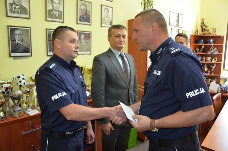 Policjanci z Bochni nagrodzeni za rozwiązanie sprawy śmiertelnego pobicia [ZDJĘCIA]