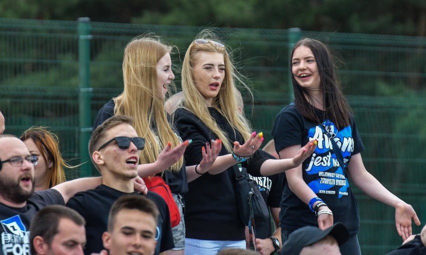 Piłkarze bydgoskiego Zawiszy, którzy są już pewni awansu do...