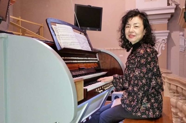 - Na płycie znajdą się romantyczne utwory m.in. Bacha, Mendelssohna i Chopina - mówi Junko Nishio-Makino,  artystka i profesor uczelni muzycznej w Tokio.