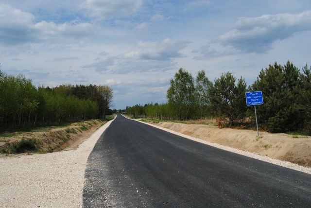 Tak wygląda nowy trakt w Bebelnie aż do granic z gminą Radków.