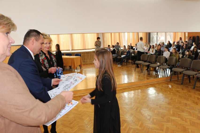 Proszowice. Równorzędne nagrody w konkursie im. Morstina