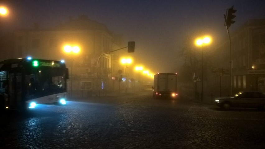 Mgła spowiła Białystok