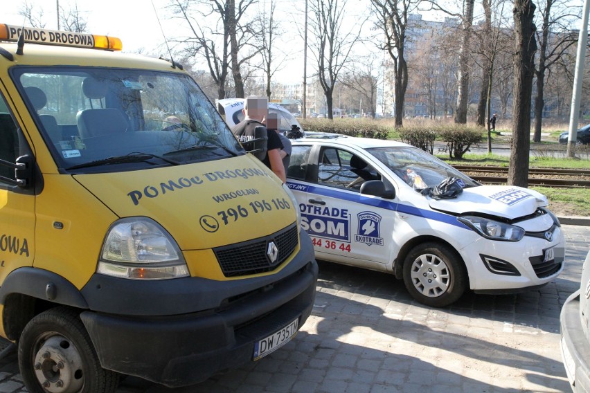 Wypadek na Powstańców Śl. Ogromne utrudnienia