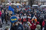 Protesty w całej Polsce przeciwko ustawie medialnej [LISTA] [ZDJĘCIA] W Warszawie na demonstracji m.in. Donald Tusk
