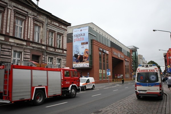 Alarm bombowy w Galerii Slupsk - 30 lipca 2011.