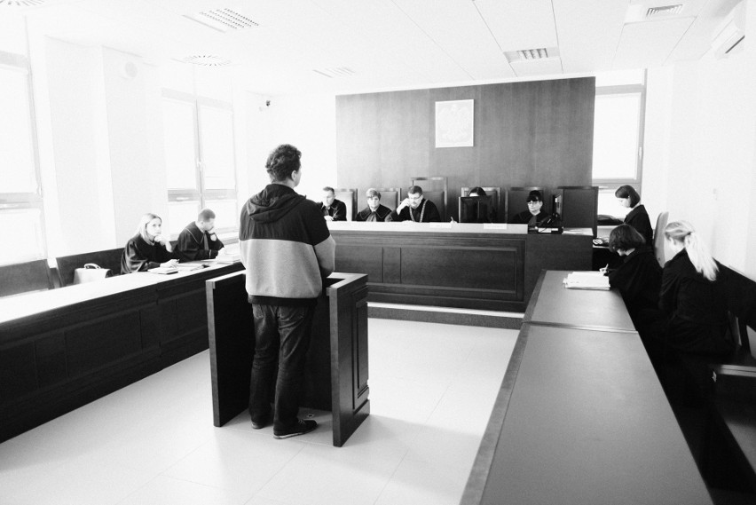 Październik - proces Weroniki B. oskarżonej o zamordowanie...