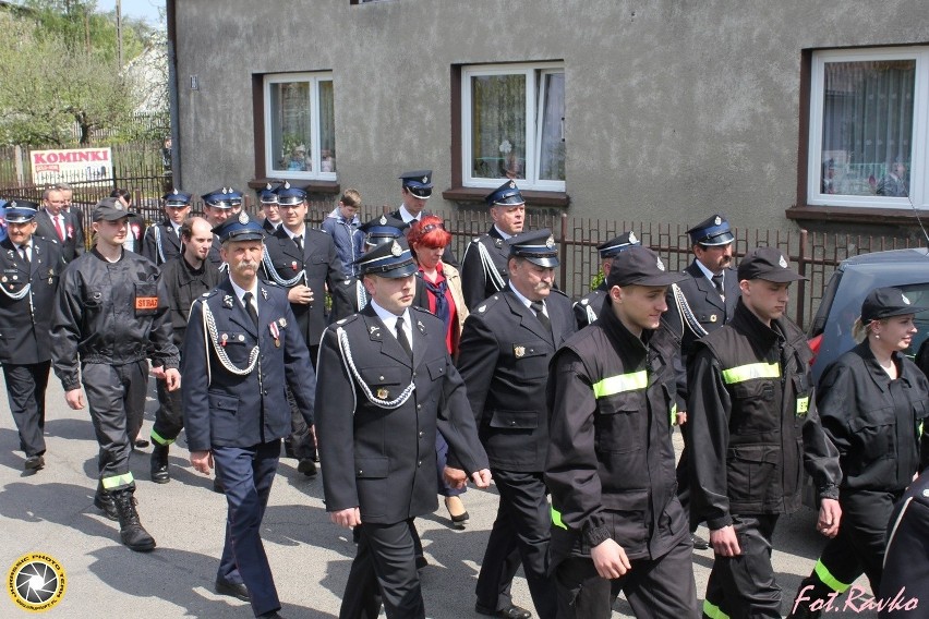 Powiatowa pielgrzymka strażaków w Skarżycach