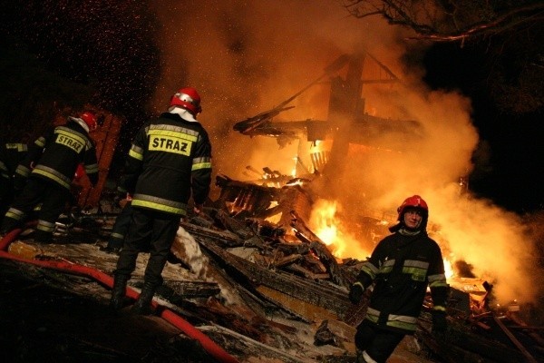 Strażacy uratowali stodołę i chlew