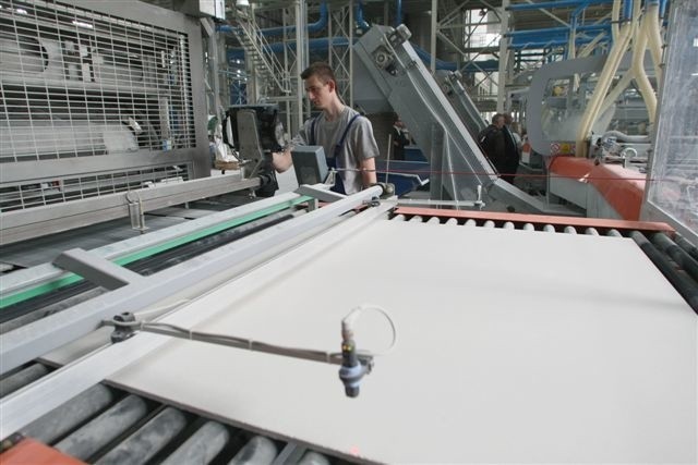 Zobacz najnowocześniejszą fabrykę płytek ceramicznych na świecie w Stąporkowie 