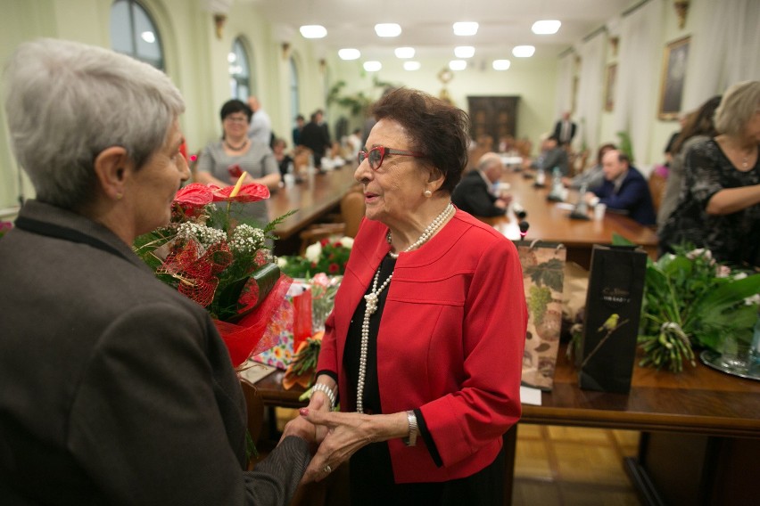 Jubileusz 60-lecia pracy naukowej prof. Doroty Simonides,...