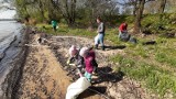 Wielkie sprzątanie nad Jeziorem Goczałkowickim. Rusza akcja "Pomyśl i nie śmieć" w Wiśle Małej