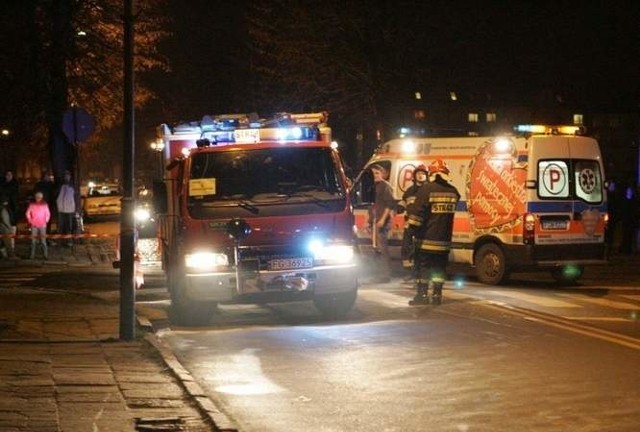 Rodzina kobiety, która 22 grudnia została potrącona na przejściu dla pieszych przy ul. Wyszyńskiego, prosi o kontakt wszystkich, którzy widzieli to zdarzenie.