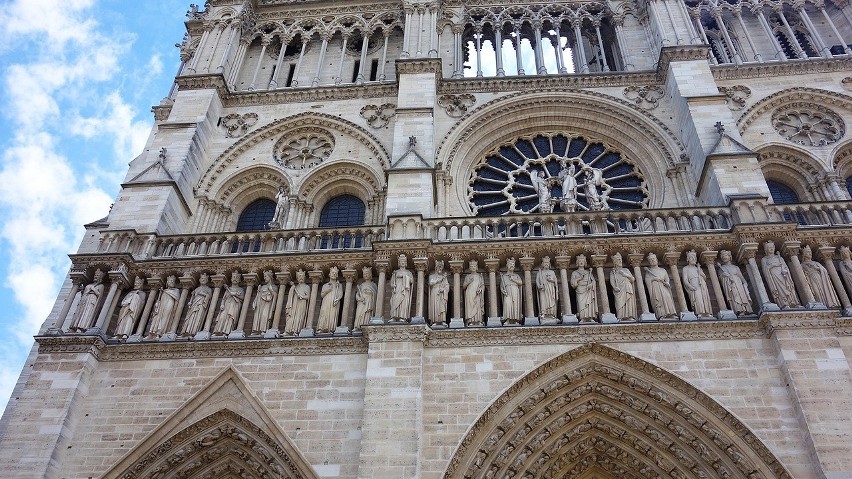 W XIII wieku w budowie Notre-Dame pojawiła się kolejna...