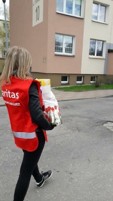 Paczki trafiły już do ok. 150 seniorów