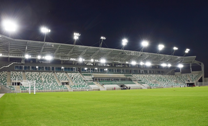 Prezentacja drużyny Radomiaka Radom nie odbędzie się na nowym stadionie, bo obiekt nie ma jeszcze pozwolenia na użytkowanie