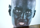 Artystka Kle Mens z wystawą „Błogosławiona w czerni” w zielonogórskiej Galerii BWA 