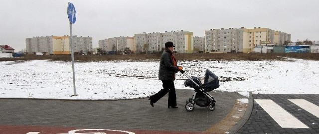 Pierwszy widoczny krok do inwestycji - przebudowa ulicy Orląt Lwowskich - jest już na ukończeniu