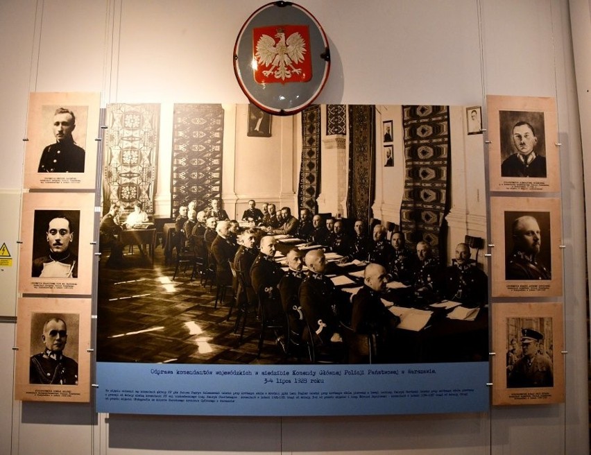 Białystok. Wystawa "Policjanci międzywojennego Białegostoku 1919-39" [ZDJĘCIA]