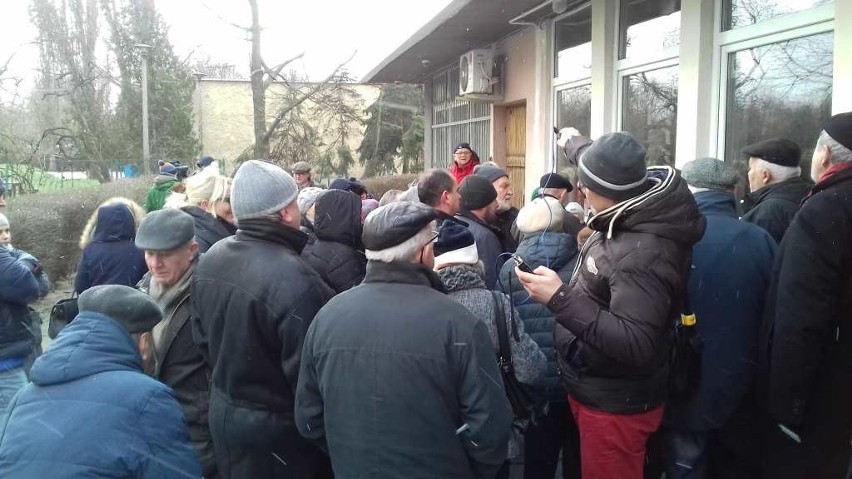 Mieszkańcy Olszy nie chcą bloku na miejscu pawilonu