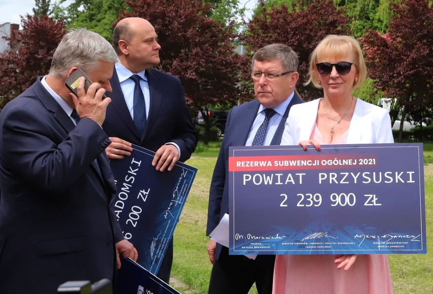 Radom: Kolejne miliony złotych dla Radomia i dwóch powiatów z regionu radomskiego