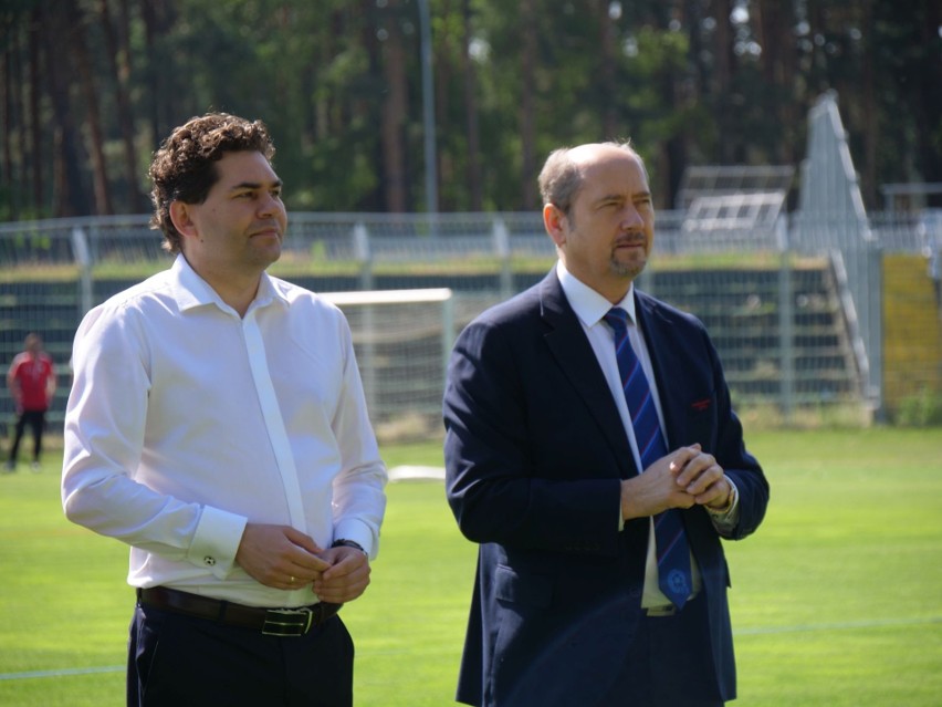 Finał Wojewódzkiego Turnieju „Z Podwórka na Stadion o Puchar Tymbarku” w Stalowej Woli. Ależ były emocje. Zobaczcie zdjęcia i film