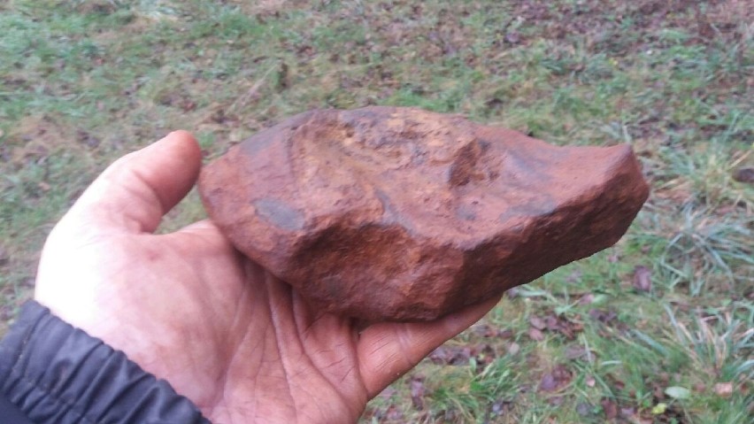 Meteoryt z Pułtuska. Nasz czytelnik odnalazł fragment meteorytu z 1868 roku. Zdjęcia