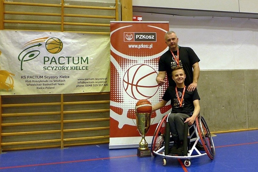 Scyzory mistrzem Polski w koszykówce na wózkach. W rewanżu rozgromili IKS GTM Konstancin
