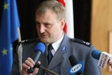 Komendant: Policjanci posługujący się legitymacją służbową, działają służbowo