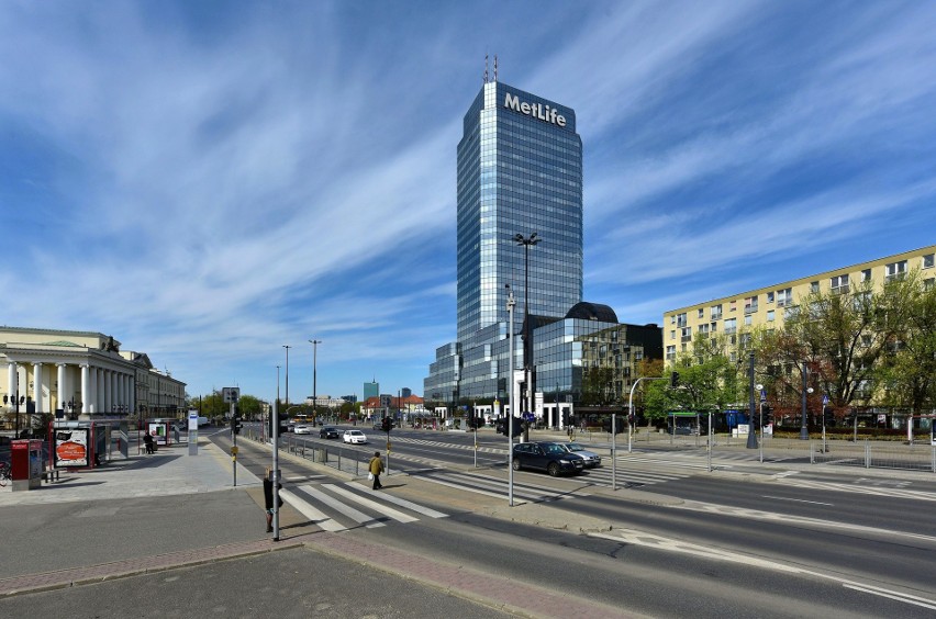 Biurowiec powstał na miejscu dawnej Wielkiej Synagogi, którą...