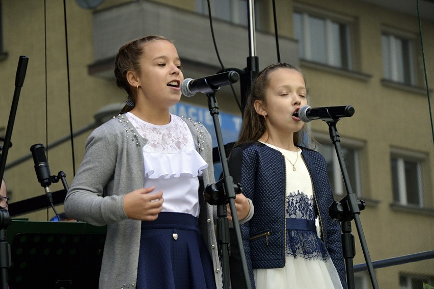 Gorlice. Muzyką i wspomnieniami zaczęliśmy świętować odzyskanie niepodległości [ZDJĘCIA]