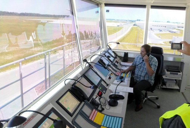 Wieża kontroli lotów na Lotnisku Lublin jest 13. tego typu obiektem w Polsce.