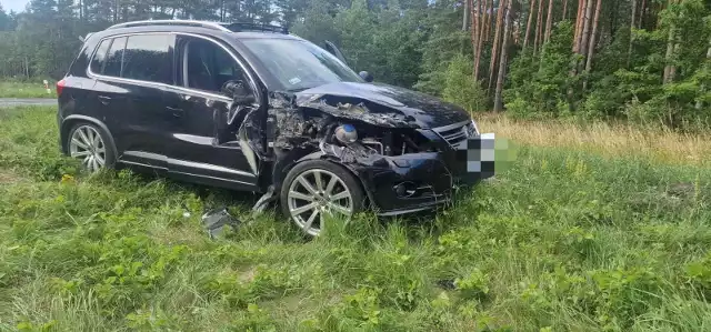 Zderzenie samochodu osobowego z wąskotorówką w Rosnowie