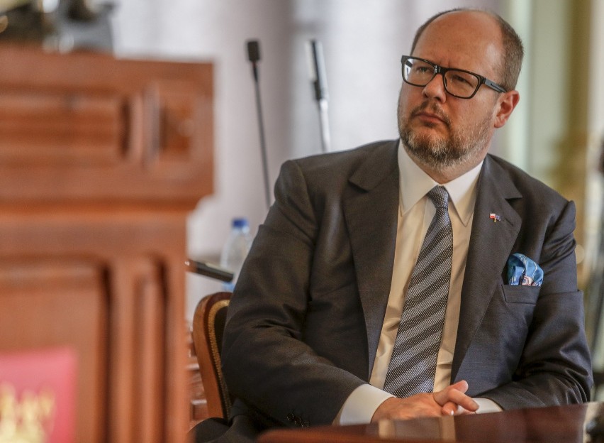 Paweł Adamowicz: - Moim „wielbicielom” spod sztandarów...