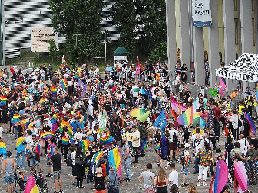 Tęczowy Marsz Równości przeszedł w sobotę przez Łódź
