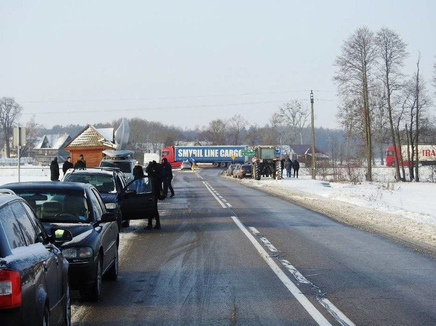 Protest rolników w Warszawie 6.02.2019. Nasi rolnicy pod Pałacem Prezydenckim (zdjęcia)