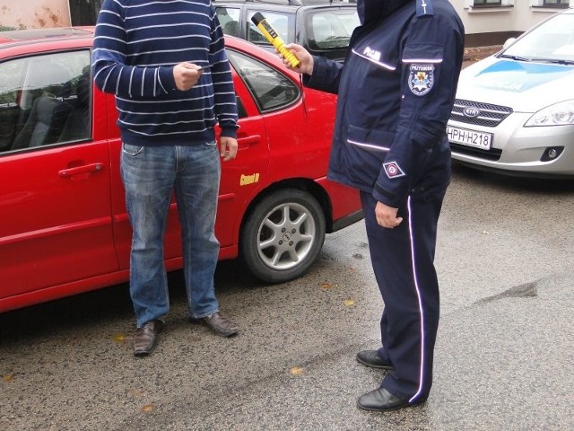 Podczas akcji "Trzeźwy poranek" policjanci z przysuskiej drogówki kontrolowali kierowców z gmin Przysucha i Wieniawa.