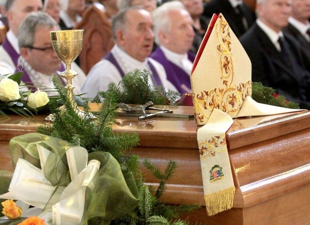 Uroczystości pogrzebowe bp.Stefana Siczka (Katedra