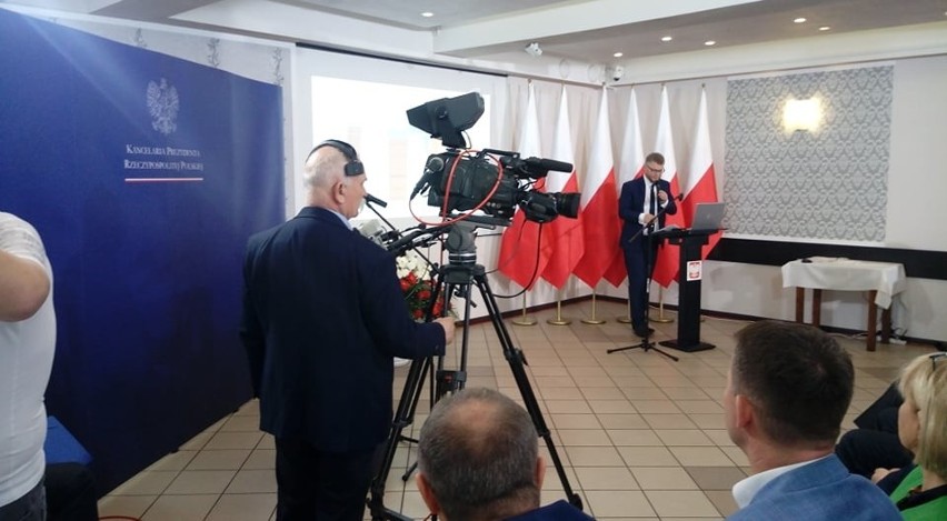 LUBUSKIE. Prezydent Andrzej Duda odwiedził Kalsk. Bierze udział w konferencji dotyczącej mieszkańców obszarów wiejskich