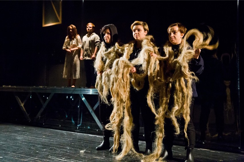 2015-11-20  bialystok tarantula akademia teatralna spektakl...