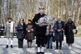 Obchody 83. rocznicy Zbrodni Katyńskiej w Gdyni. Co działo się podczas wydarzenia? Zobacz ZDJĘCIA