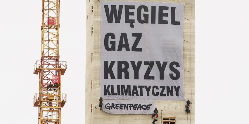 Ostrołęka. Protest ekologów Greenpeace na terenie Elektrowni C. 23.06.2020