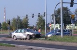 Wypadek przy Ligi Polskiej w Toruniu. Citroën wymusił pierwszeństwo [ZDJĘCIA]