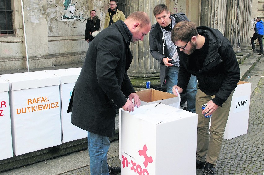 Wrocław: SLD robi sondaż pod Świebodzkim i... prawie wygrywa