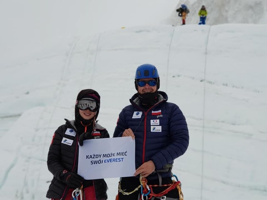 Szczepan Brzeski z Bochni zdobył Everest, a Sylwia Bajek -...