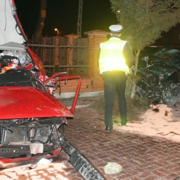 23-letni Michał nie przeżył zderzenia tych dwóch samochodów