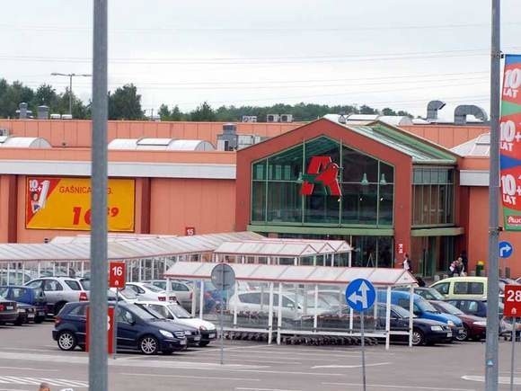 CH Auchan Produkcyjna w Białymstoku.