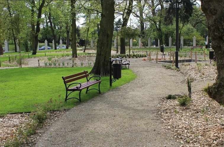 Toruń zyskuje nowy-stary park! Co w sobie kryje? Niedługo otwarcie [zdjęcia]